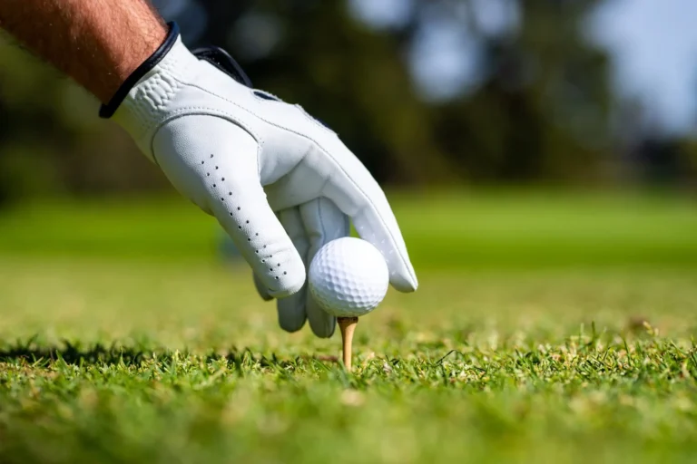 Meilleur gant de golf : cuir ou synthétique, et la bonne taille