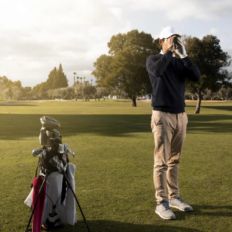Meilleur télémètre de golf : le bon modèle selon votre jeu
